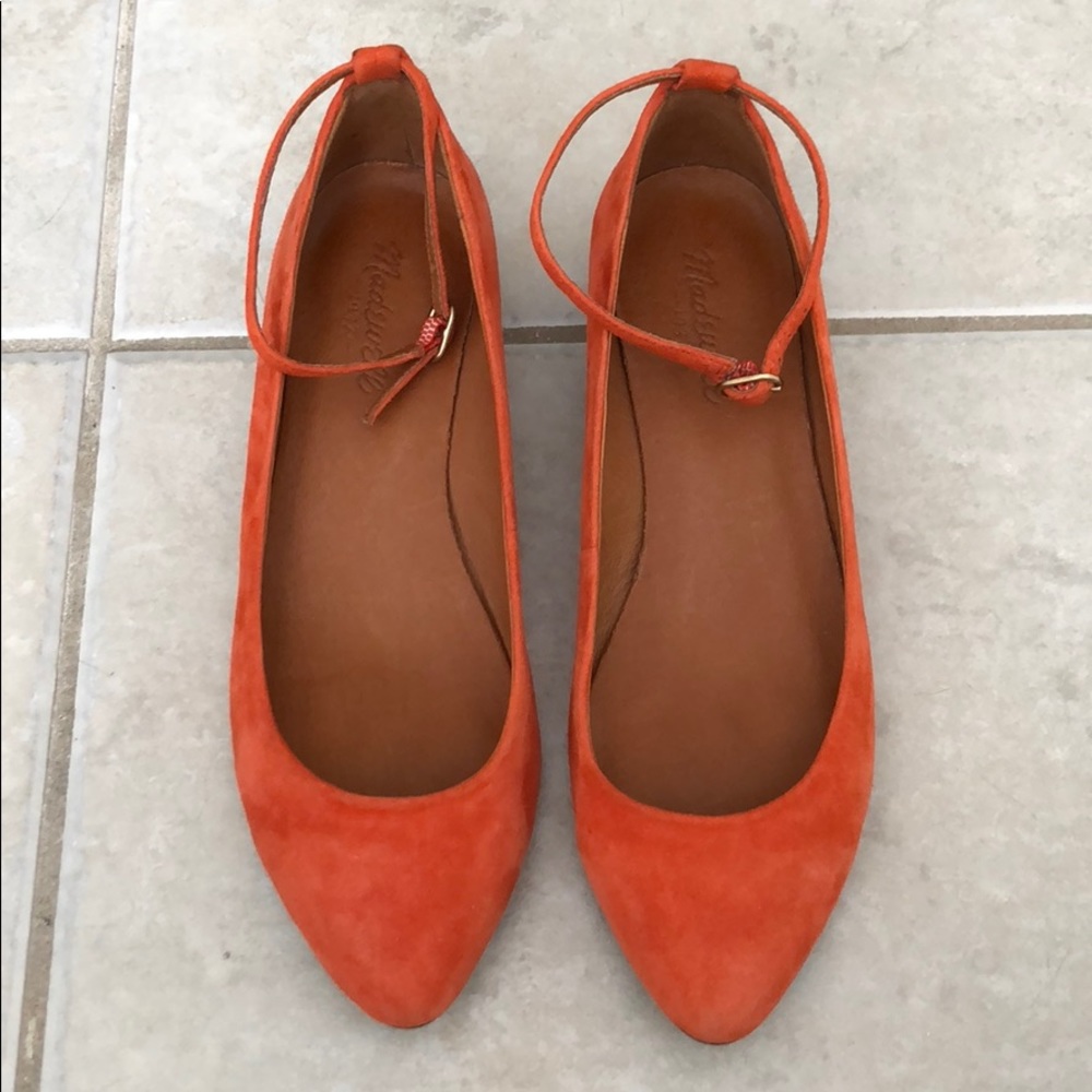 Orange Flats - Picture 2 of 6